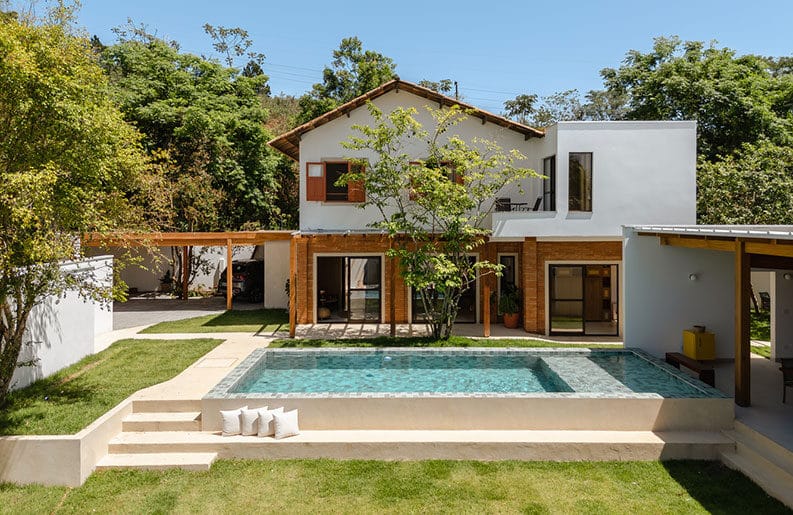 Casa Graviola by Sertão Arquitetos
