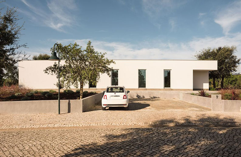 Casa HD by Desvão Atelier