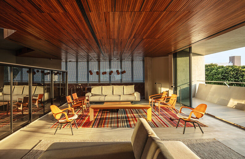 Casa HaveBlue by Yuri Vital Arquiteto