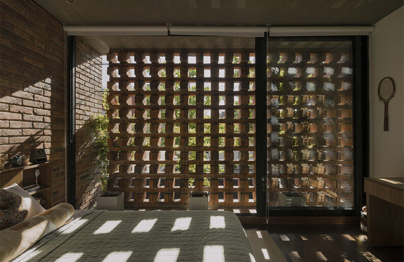 Casa Honor Vacui by Equipo de Arquitectura