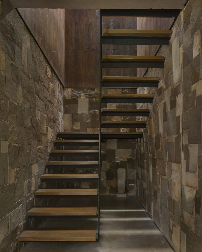 Casa Honor Vacui by Equipo de Arquitectura