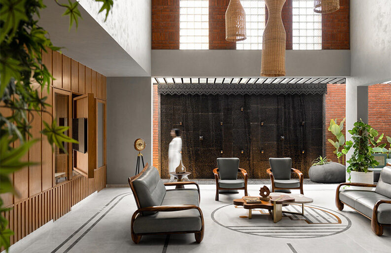 Casa Hormiguero by Kaushal TaTiya Architects