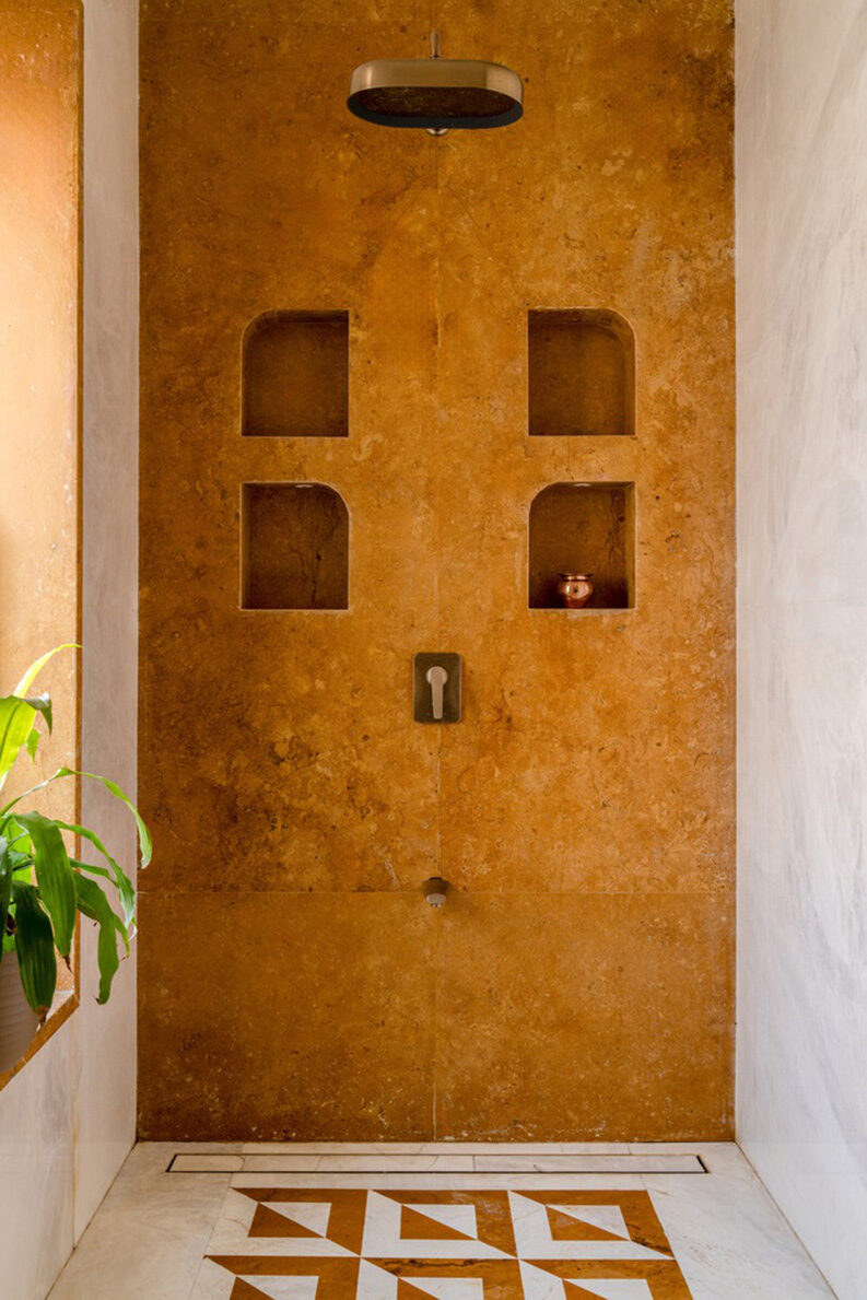 Casa Hormiguero by Kaushal TaTiya Architects