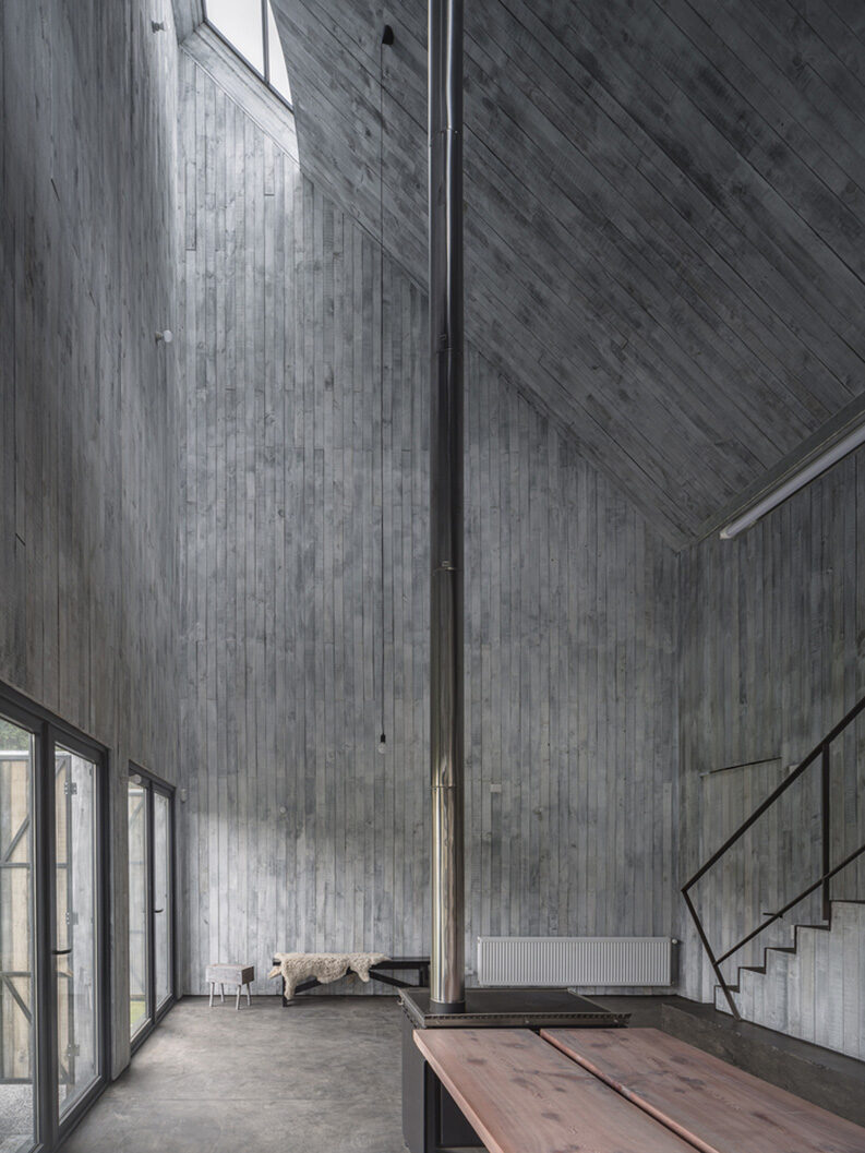 Casa Humo by Iván Bravo Arquitectos