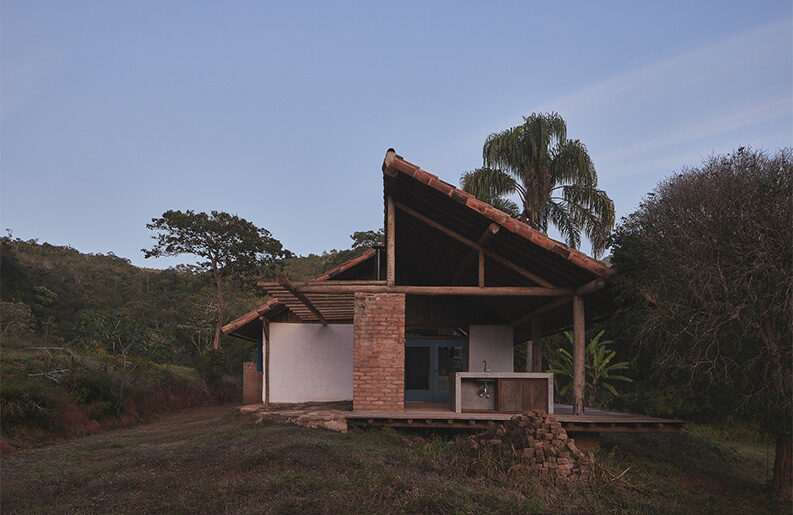 Casa Ibitipoca by Gávea Arquitetos