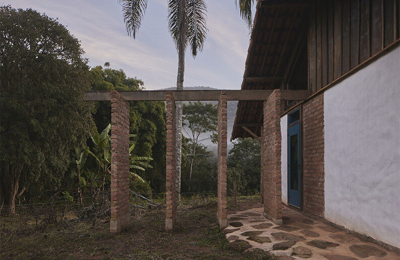 Casa Ibitipoca by Gávea Arquitetos