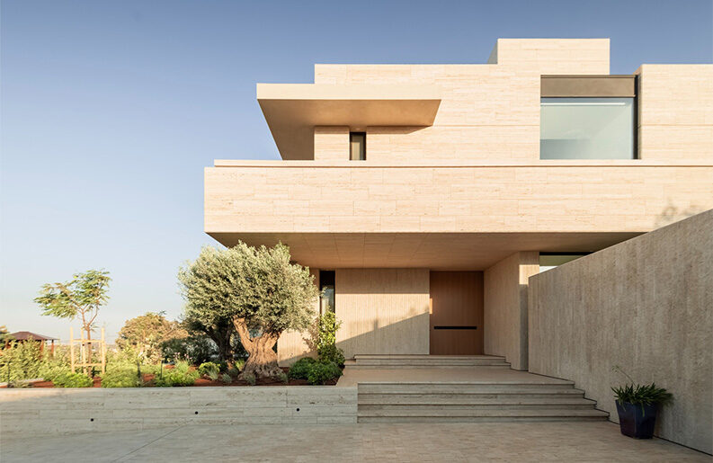 Casa JA by Ayoub Architects