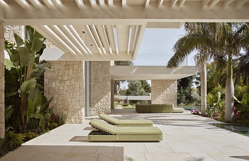 Casa Jacaranda by Ramon Esteve