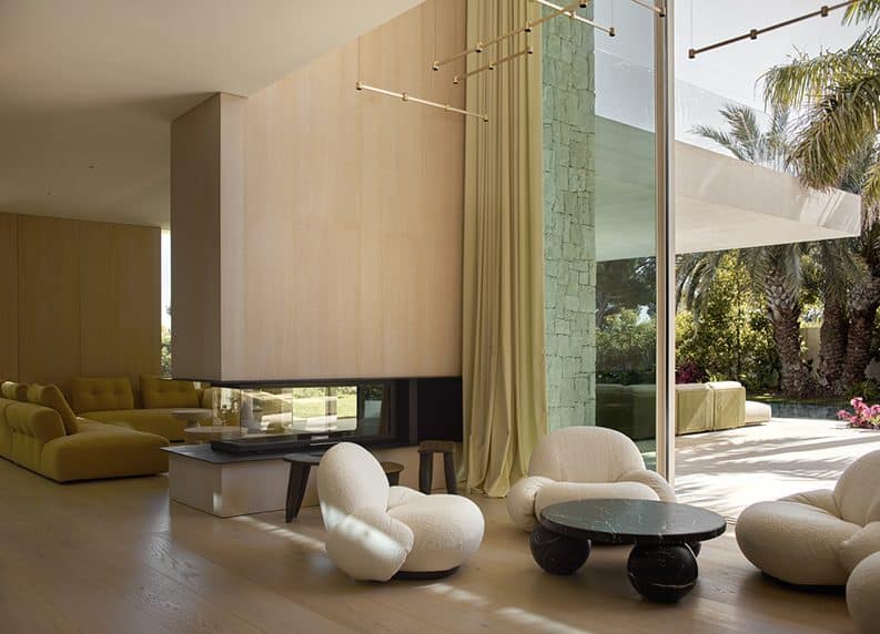 Casa Jacaranda by Ramon Esteve