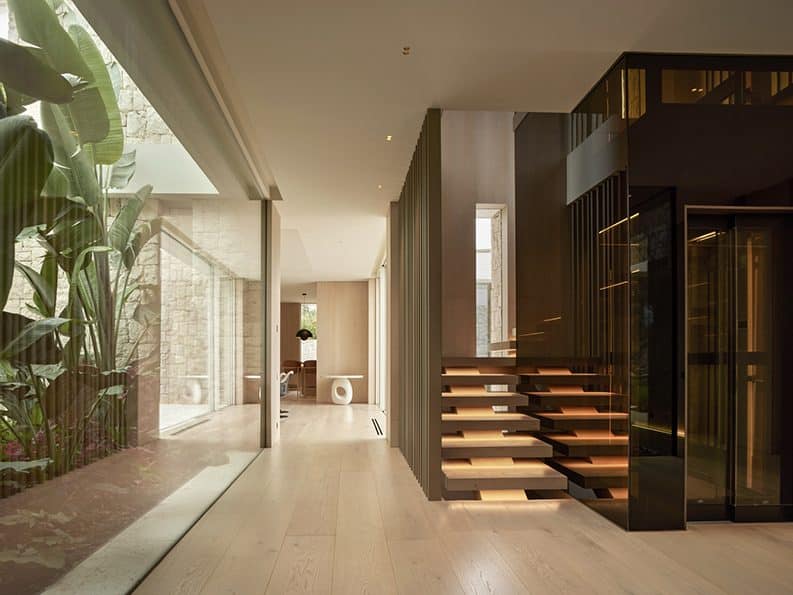 Casa Jacaranda by Ramon Esteve