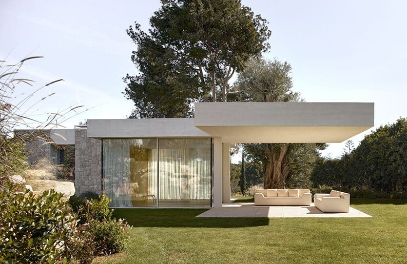 Casa Jacaranda by Ramon Esteve