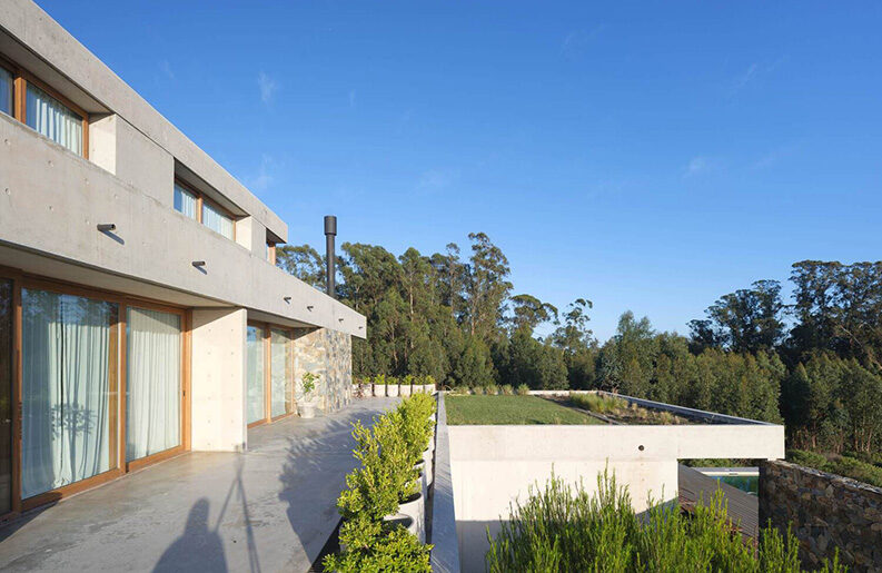 Casa Jardín by Estudio Frolik