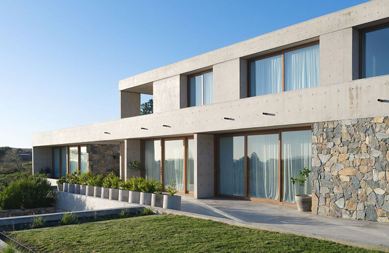 Casa Jardín by Estudio Frolik