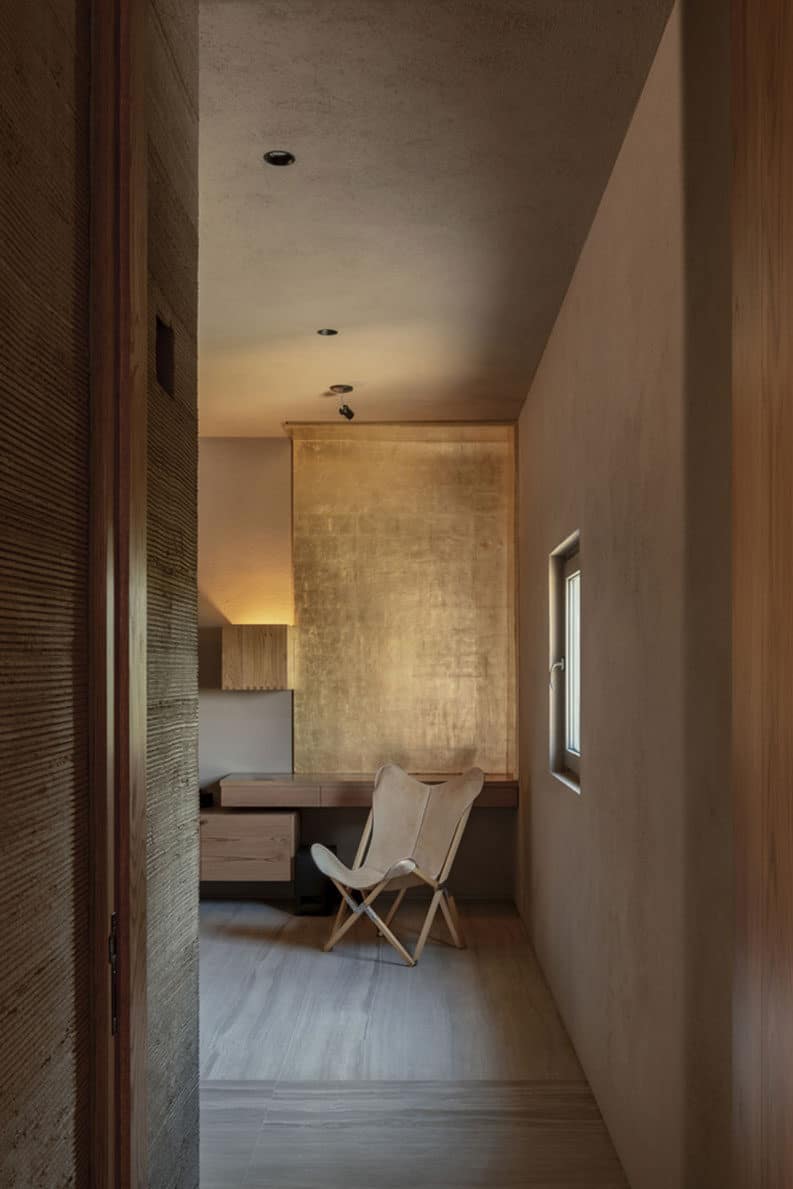 Casa La Loma by Tres Puntos Arquitectura 