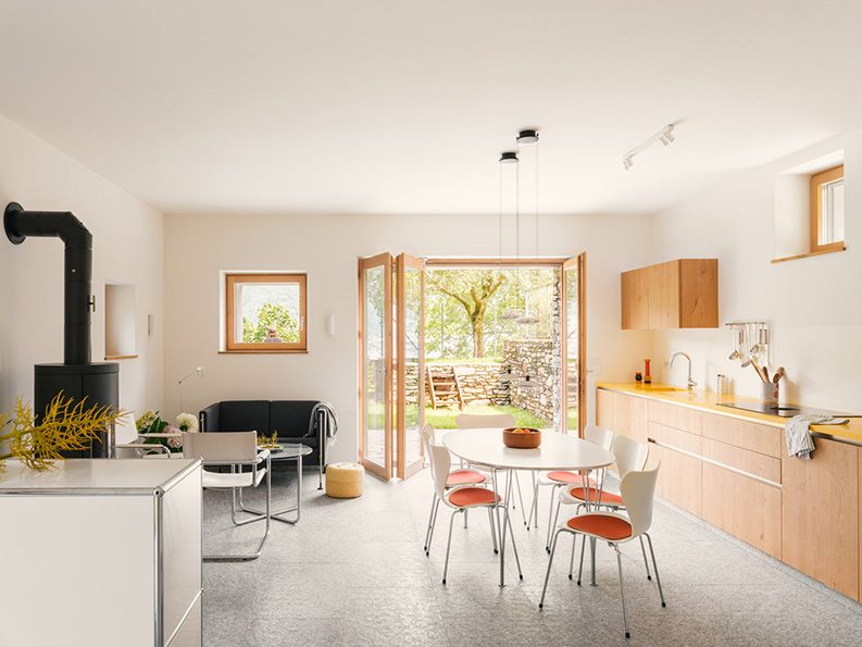 Casa Le Stalle by Pedro&Juana