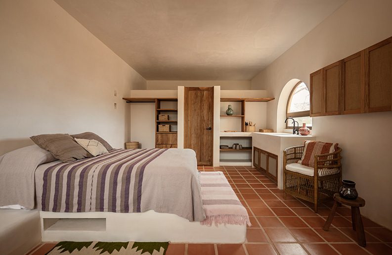 Casa Liquen by Fino Lozano, Pragma Estudio