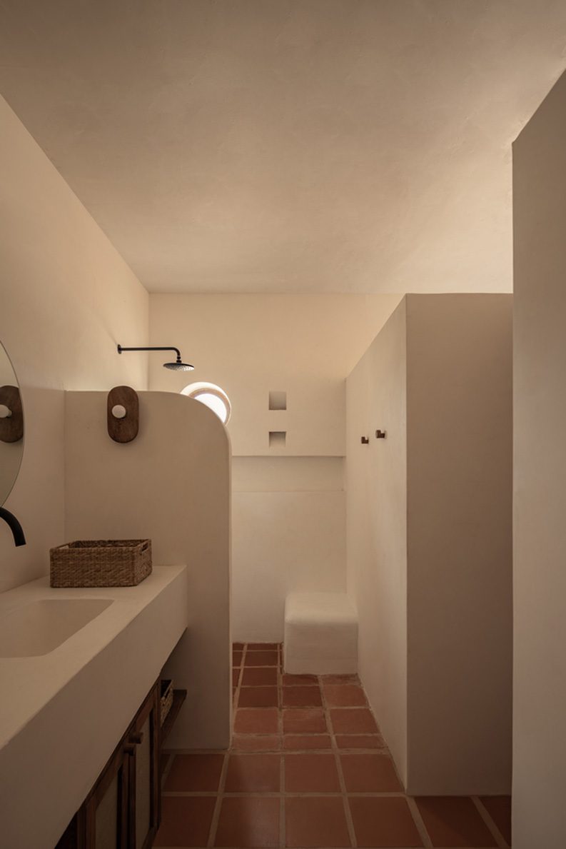 Casa Liquen by Fino Lozano, Pragma Estudio