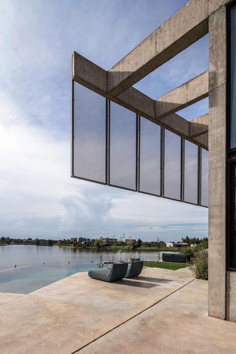 Casa Lomadas by Grizzo Studio