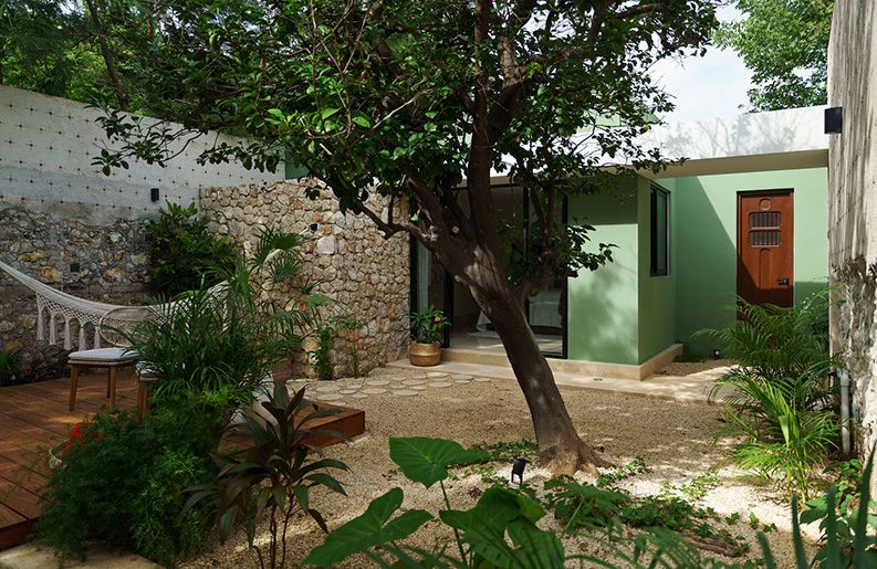 Casa More by Workshop Diseño y Construcción