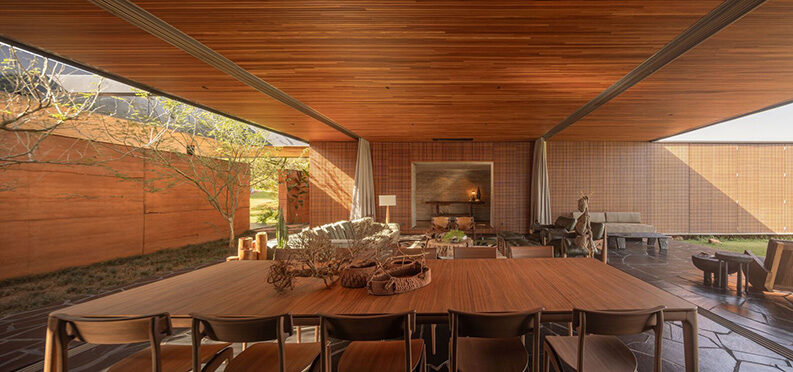 Casa Muxarabi by mf+arquitetos