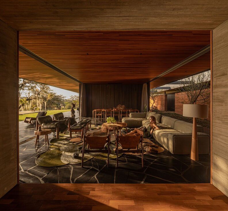 Casa Muxarabi by mf+arquitetos