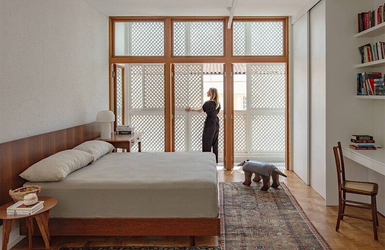 Casa Muxarabi by Ana Sawaia Arquitetura