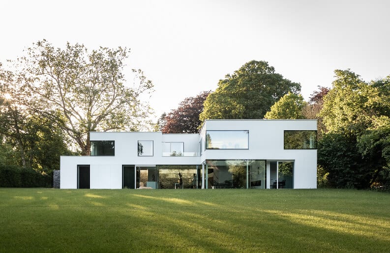 Casa Nathos, Edouard Brunet, François Martens, Maxime Vermeulen