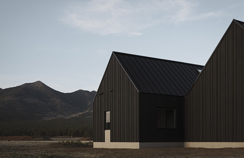Casa Noir Peaks by The Ranch Mine