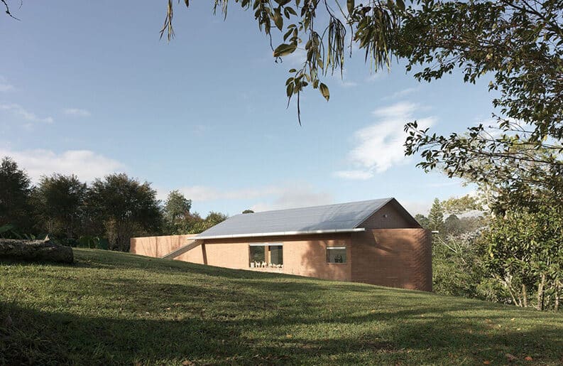Casa Ocarina by LCLA Office