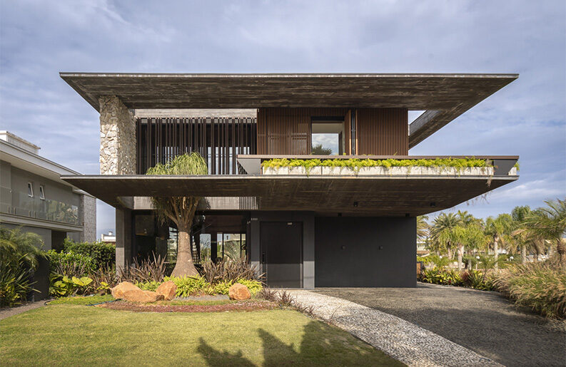 Casa Ocean by Biazus Arquitetura