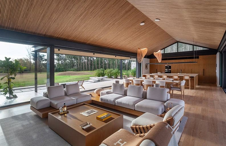 Luxury Property Awards. Reconocimiento internacional para Casa Orilla de Leone Loray Arquitectura