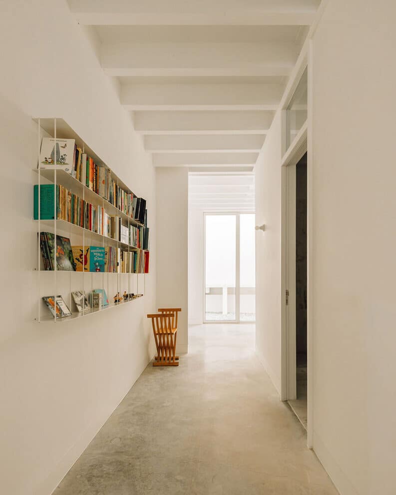 Casa Particular Dois by José Adrião Arquitetos