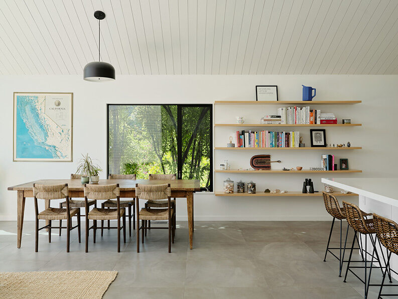 Casa Patio by Hennessey Architecture