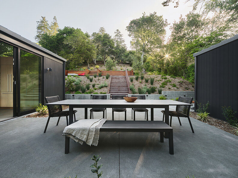 Casa Patio by Hennessey Architecture