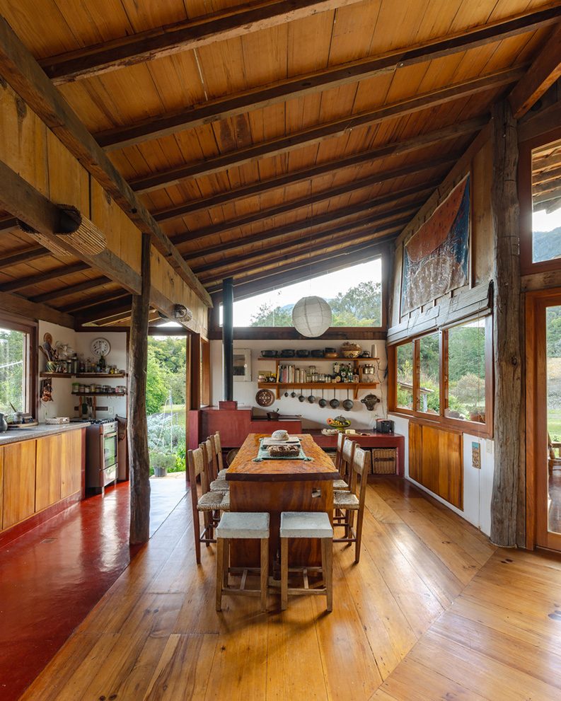 Casa Ponta Fina by Gil Mello Arquitetura