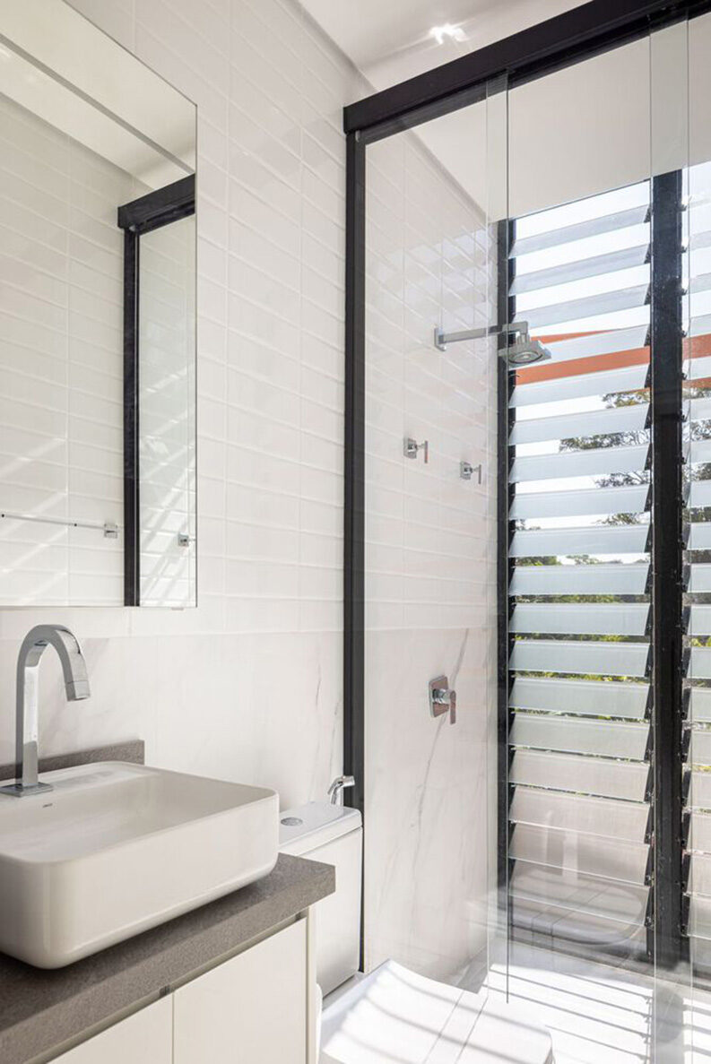 Casa Pupunha by Hana Eto Gall Paisagismo, Laurent Troost Architectures