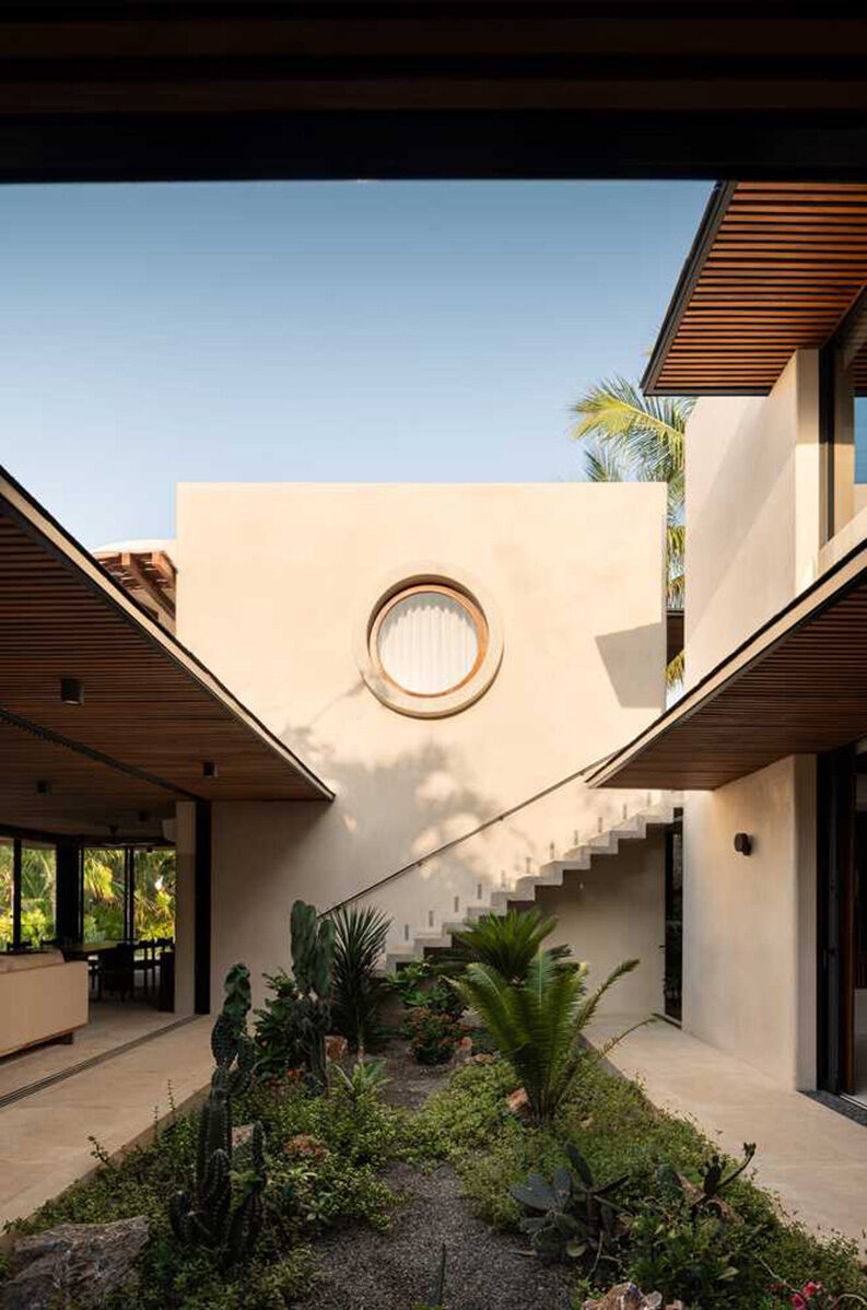 Casa Pura Vida by Zozaya Arquitectos