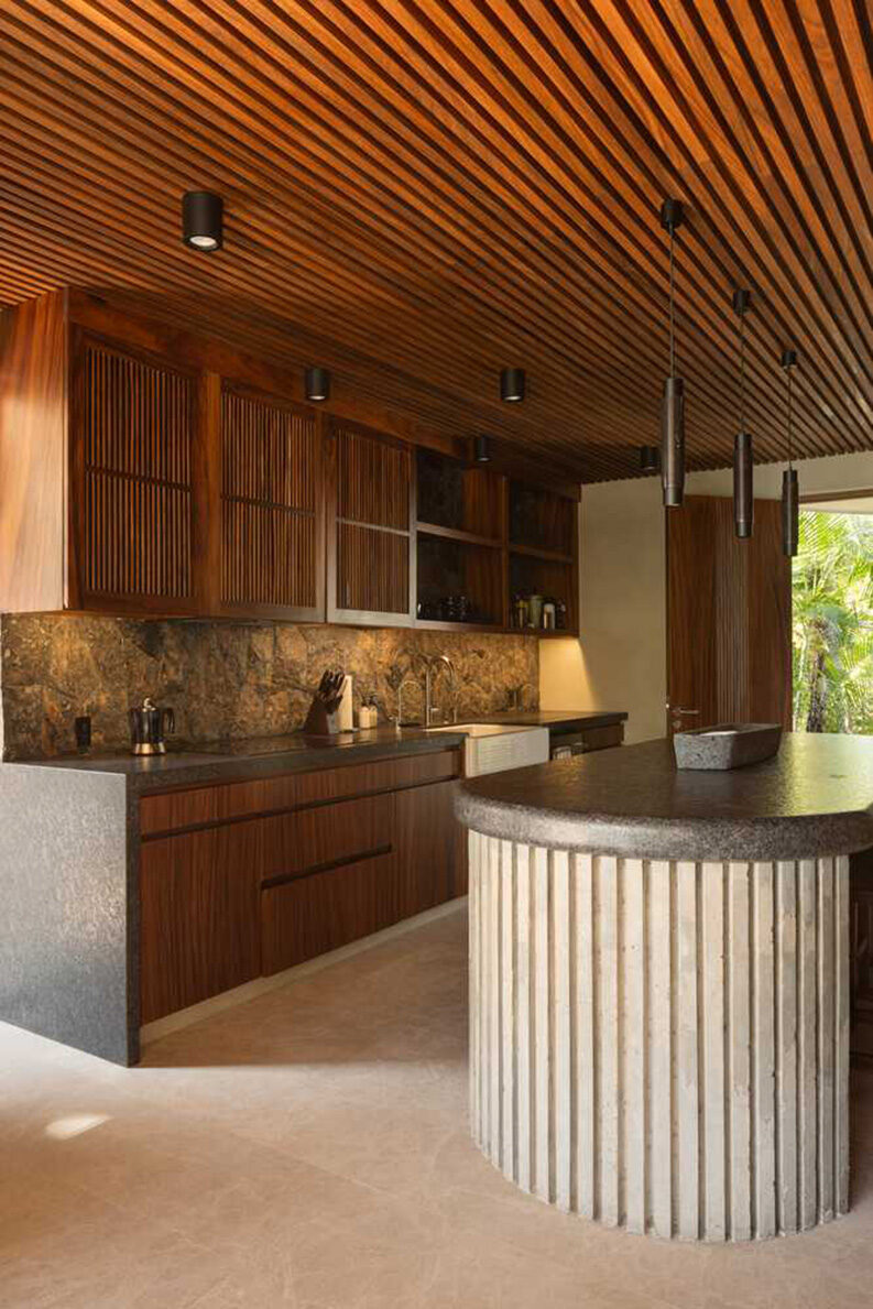 Casa Pura Vida by Zozaya Arquitectos