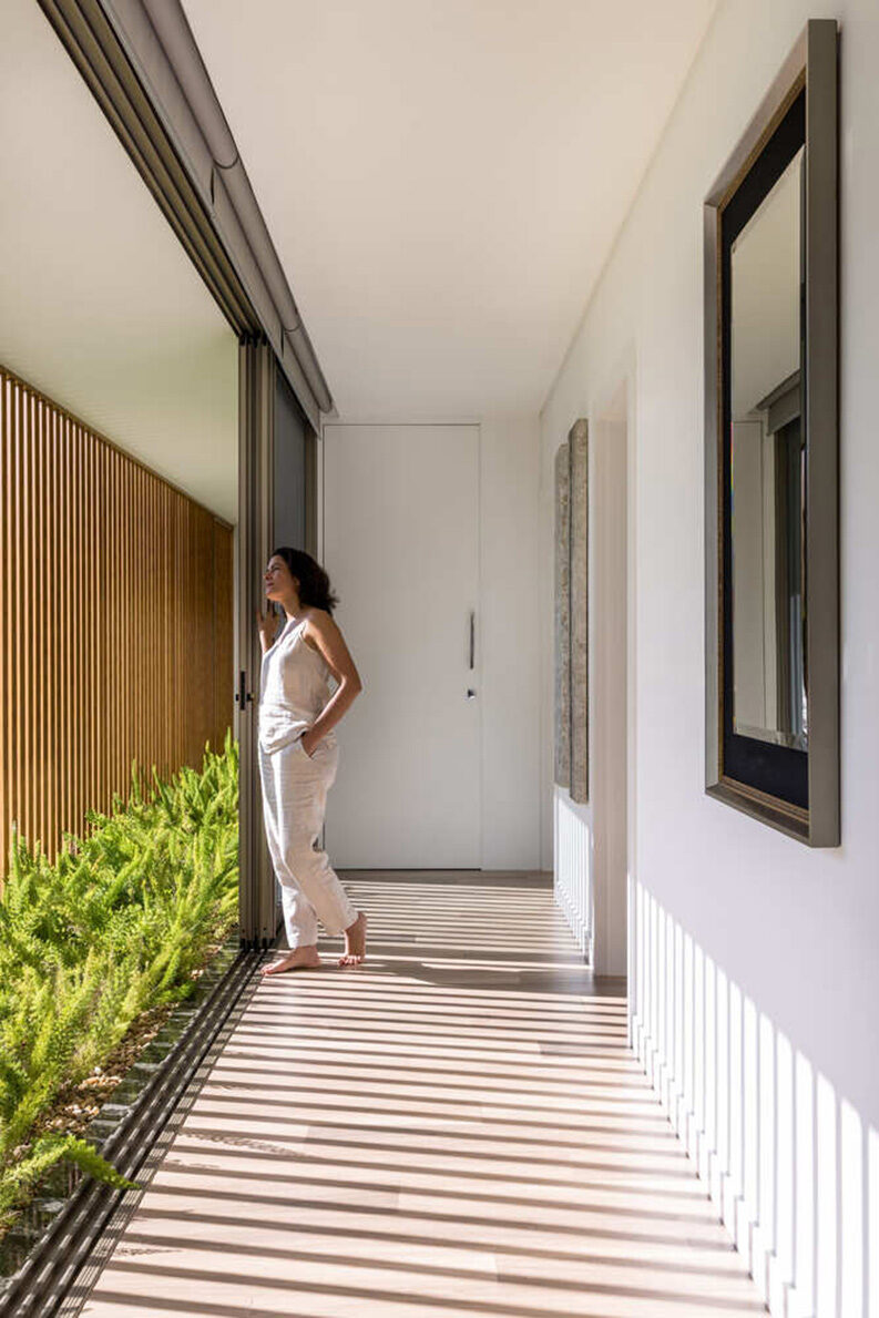 Casa Refugio by Elisa Porto Arquitetura