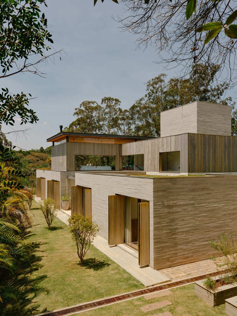 Casa Represa JL by Garbin Arquitetos