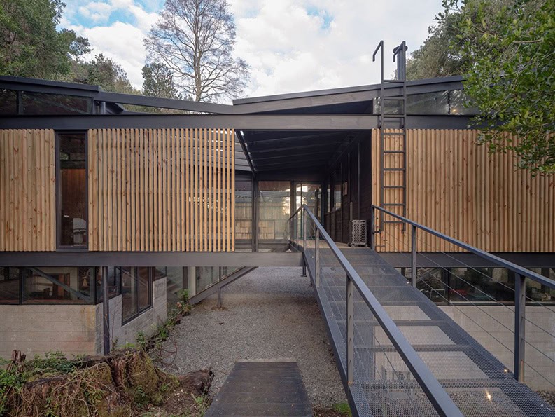Casa Roble Huacho by Hebra Arquitectos