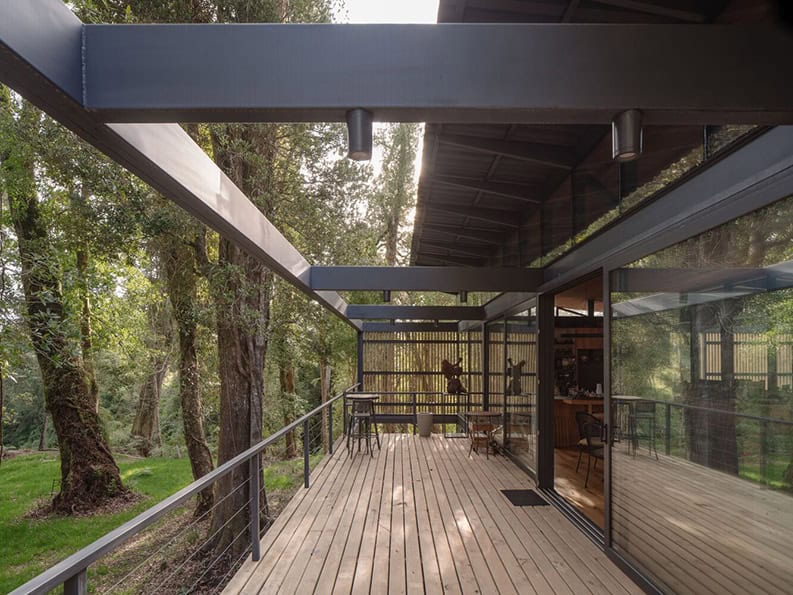 Casa Roble Huacho by Hebra Arquitectos
