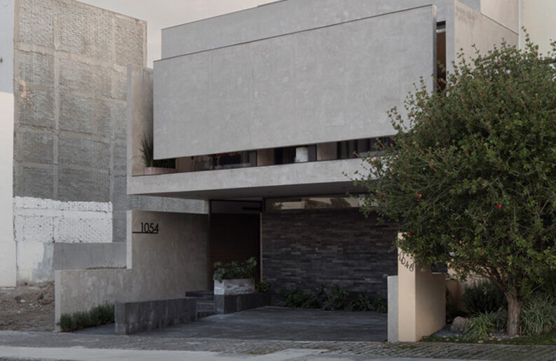 Casa Rogelio by Pepe Ramírez