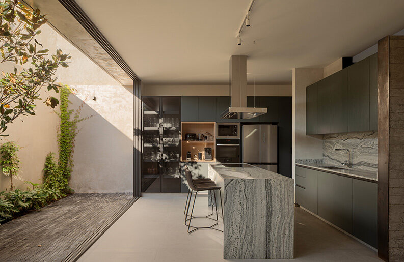 Casa Rogelio by Pepe Ramírez