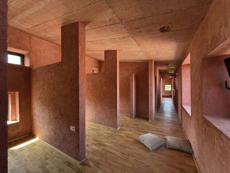 Casa Roja by Pacarizi Studio