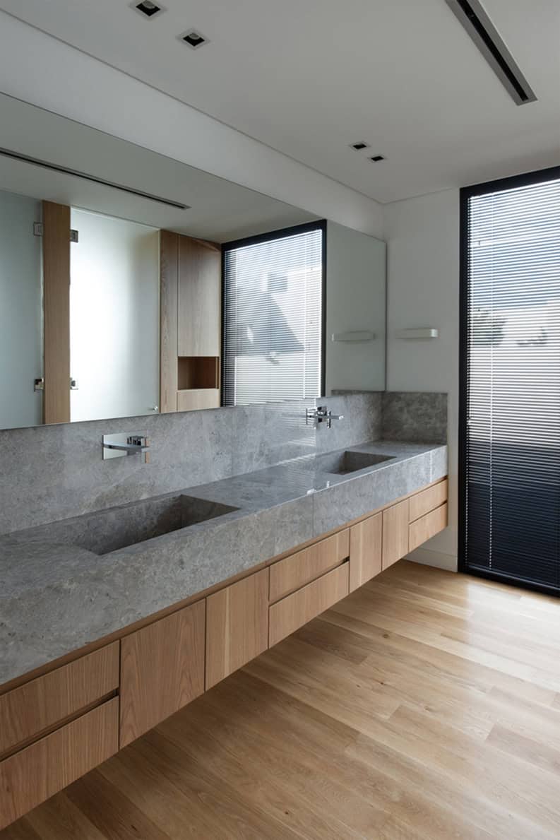 Casa SD28. Una propiedad con espacios exteriores que iluminan el lado interior