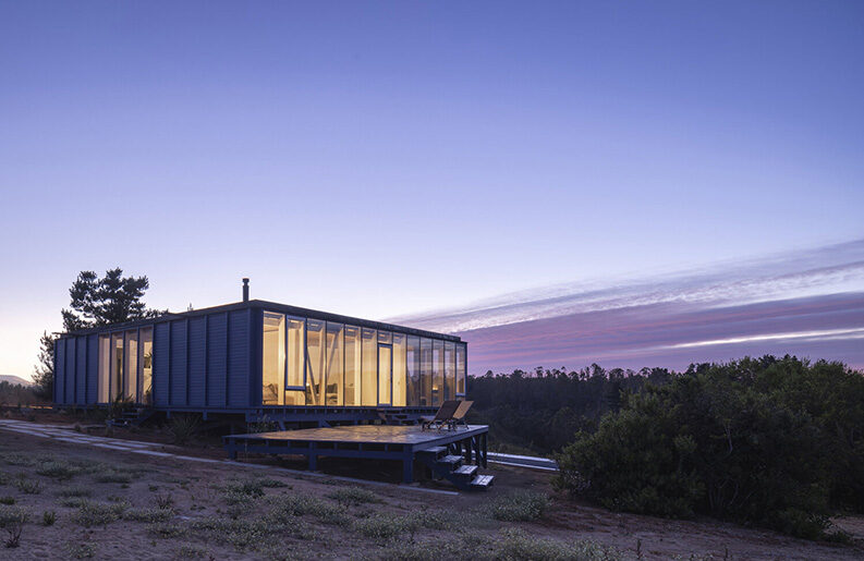 Casa SI by Iragüen Viñuela Arquitectos