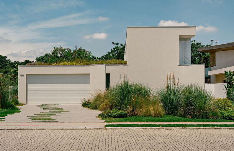 Casa SJC by Felipe Hess Arquitetos