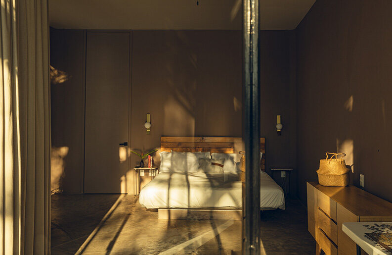 Casa Santa María del Oro by Mauricio Ceballos X Architects