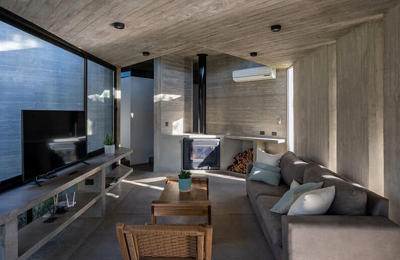 Casa Senderos by Besonias Almeida Arquitectos